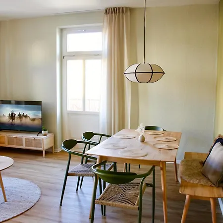 Retreat - 6 Ps - Ruhig - Balkon - Familien & Gruppen Διαμέρισμα